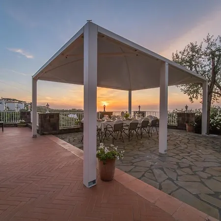 Carolina Private Heated Pool And Sea View Villa Sorrente