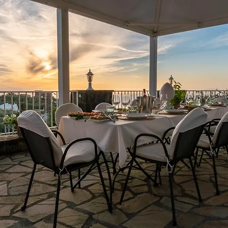 Villa Villa Carolina Sorrento Private Heated Pool And Sea View *