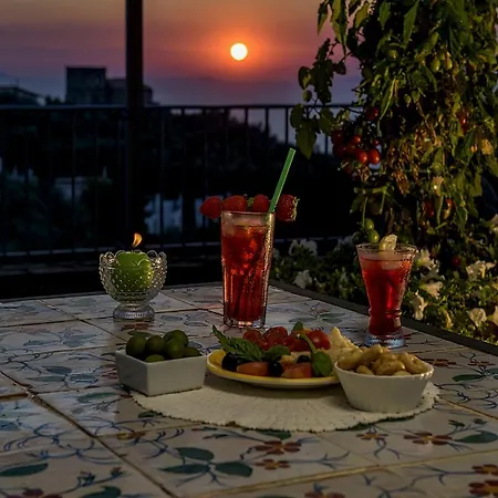 Villa Carolina Sorrento Private Heated Pool And Sea View Sorrento