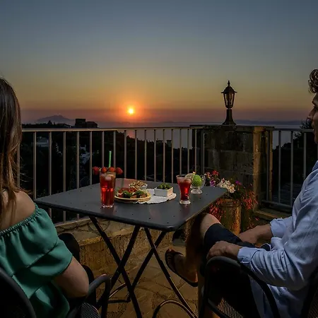 Villa Carolina Sorrento Private Heated Pool And Sea View Villa *