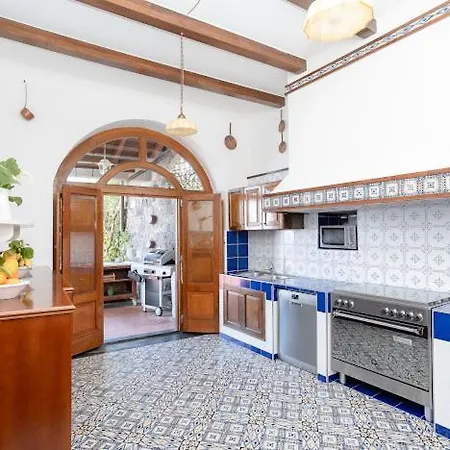 Villa Carolina Sorrento Private Heated Pool And Sea View * Sorrento