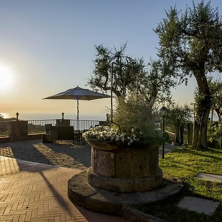 Villa Carolina Sorrento Private Heated Pool And Sea View * Sorrento